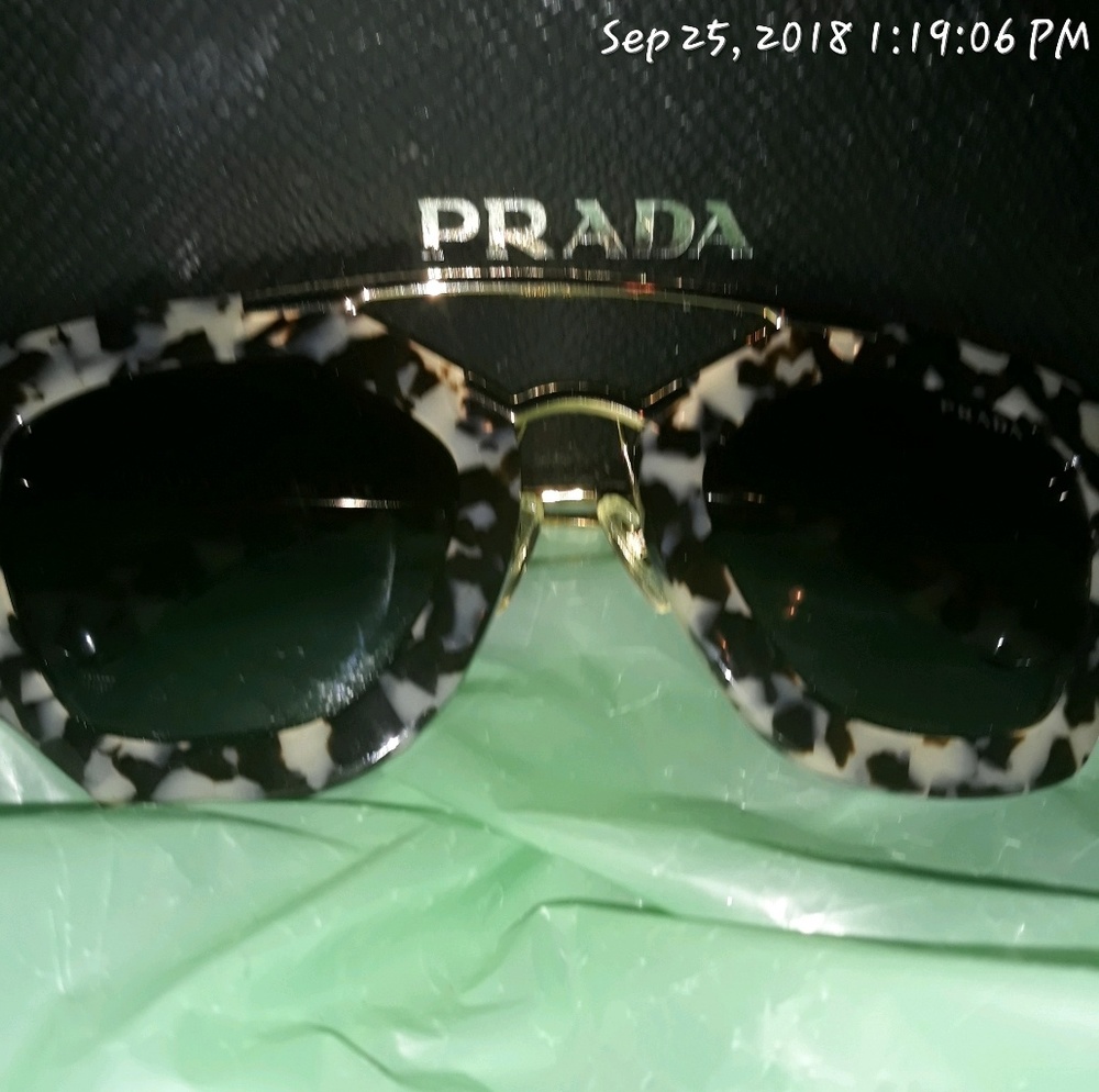 Sunglasses - Picture 2 of 3